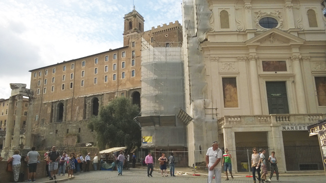 Rückseite des Capitols, vom Triumphbogen des Marc Aures aus gesehen