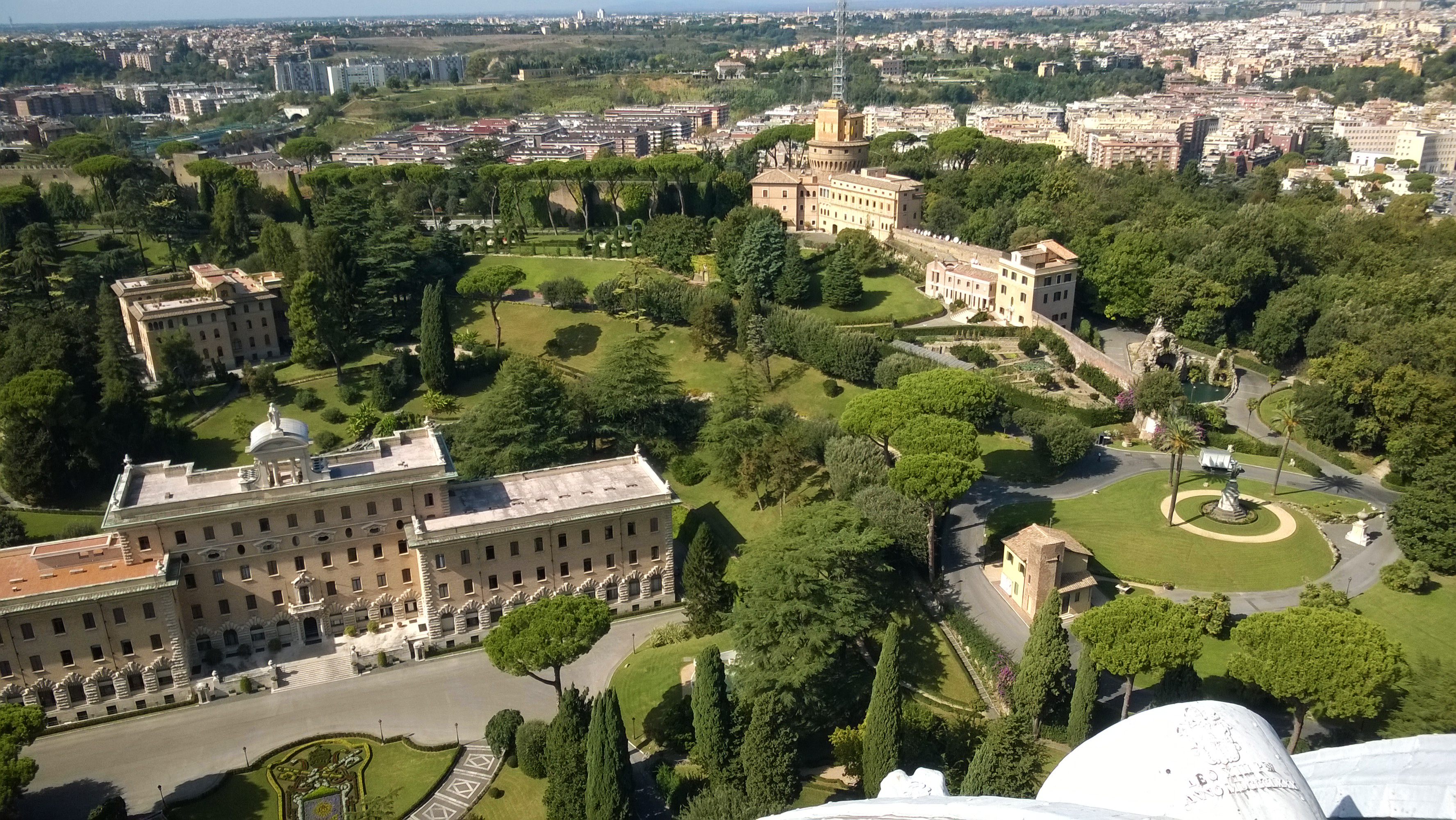 Rom - Sicht von der Laterne des Peters Dom - Am 09. Oktober 2014