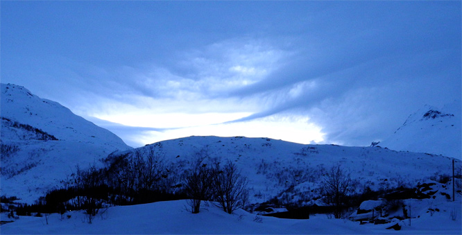 Blaue Stunde in Laukvika 