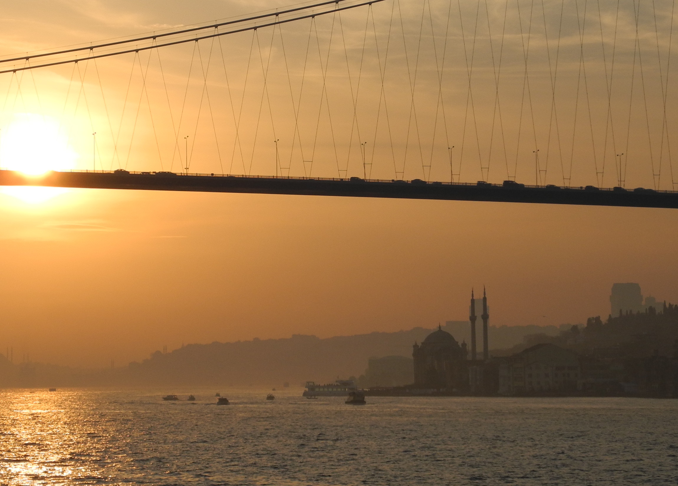 Testbild Nikon  P7000, Bosporus Brücke