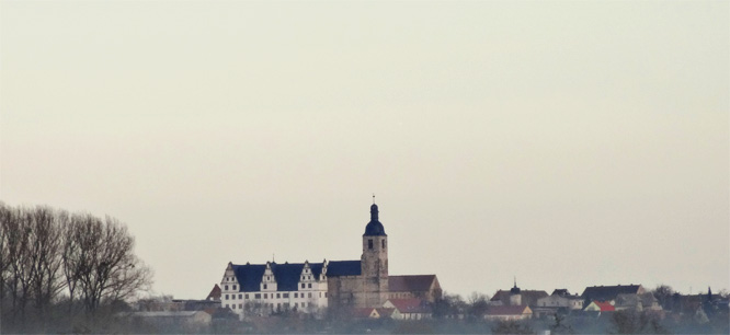 Schloss Leitzkau von Dornburg aus gesehen