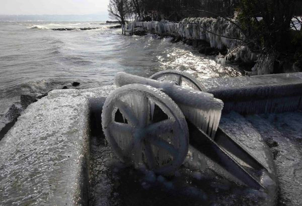 Genfer See, Eis-Kanone