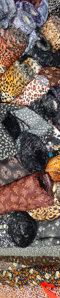 Stoff auf dem Markt am Maybachufer