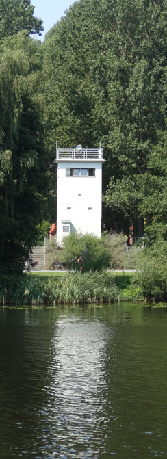 Ein letzter DDR-Wachturm in Nieder-Neuendorf