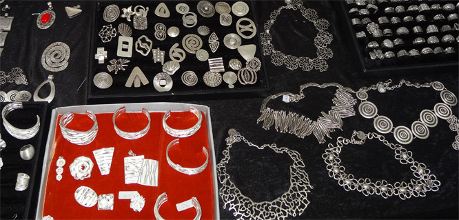 Kunstmarkt am Schloss Niederschönhausen