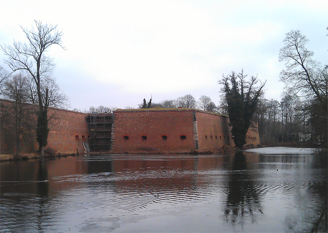 Zitadelle Spandau, Bastion Königin