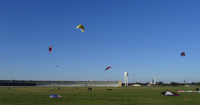 Drachen auf dem Tempelhofer Feld