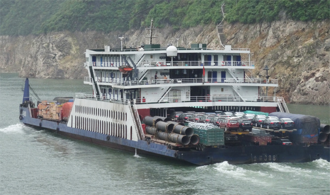 Fähre auf dem Yangtze