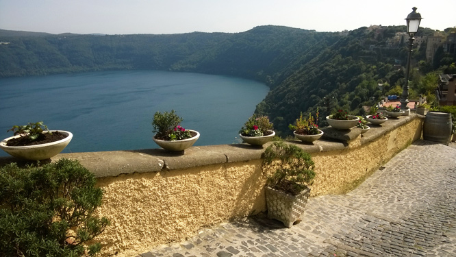 Castel Gandolfo - Sicht auf den See