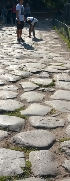 Alte Strasse vor dem Collosseum