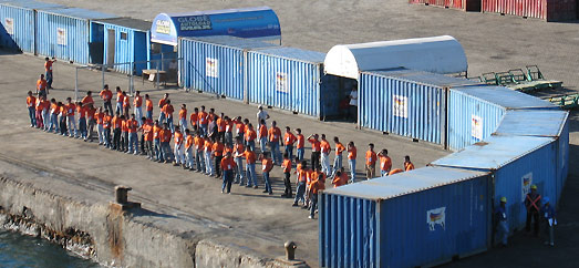 Porter on the Pier, Zamboanga