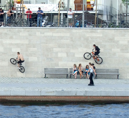 Action mit dem Mountain Bike