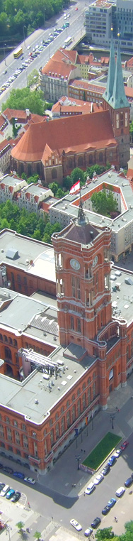 Rotes Rathaus und Nikolaikirche