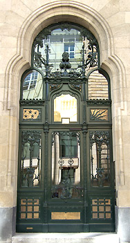 Tür in der Charlottenstrasse