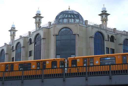 Kreuzberg Oranienstrasse