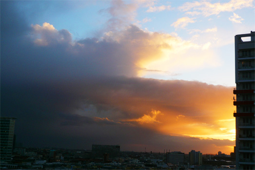 Regenwolke 27.02.2008