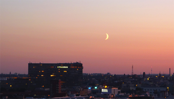 Mond am 24.08.2009, 20:40