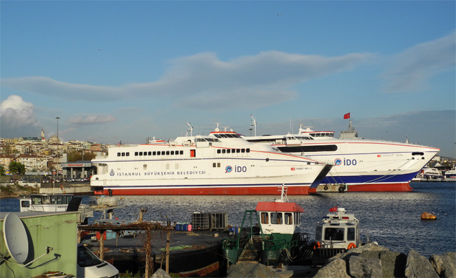 Fährhafen in Istanbul-Fatih
